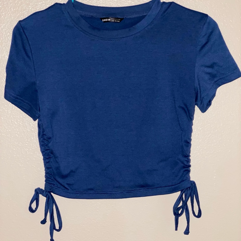 basic crop top💙